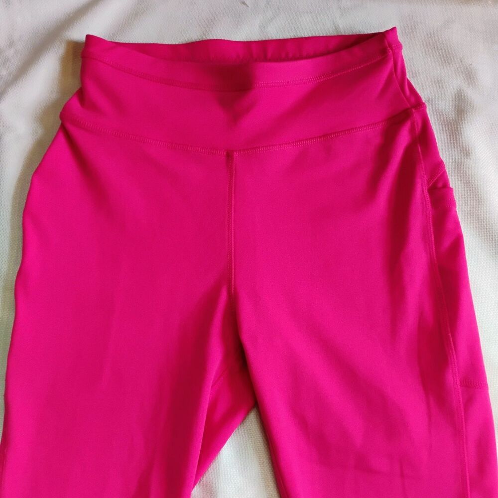 POP Fit Pink Athletic Leggings Small Crop Capri Yoga Pants with Side Pockets
